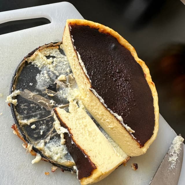 Regular cheesecake photo